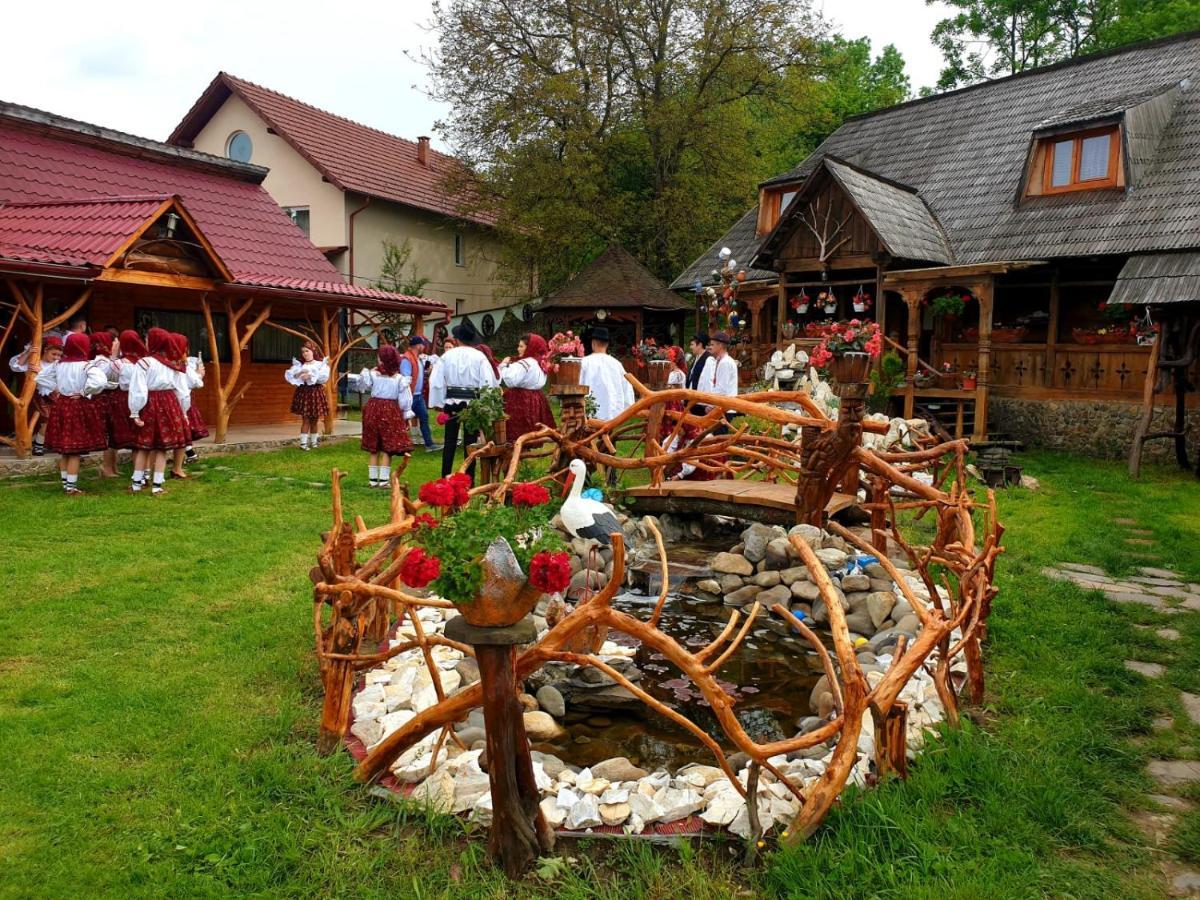 Pensiunea Rustic Oncesti Zewnętrze zdjęcie